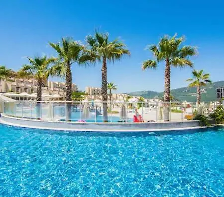 Wyndham Konforunda 2+1 Ebeveyn Banyolu Lux Daire شقة أيدين